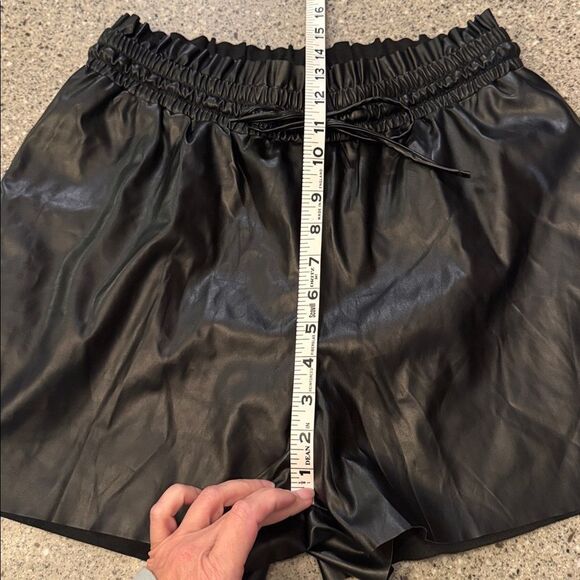 IDEM DITTO Faux Leather Paperbag Waist Drawstring Shorts - Picture 7 of 11